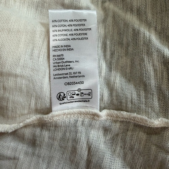 Anthropologie x Pilcro Ringer Graphic T - Grand Place - Picture 8 of 9